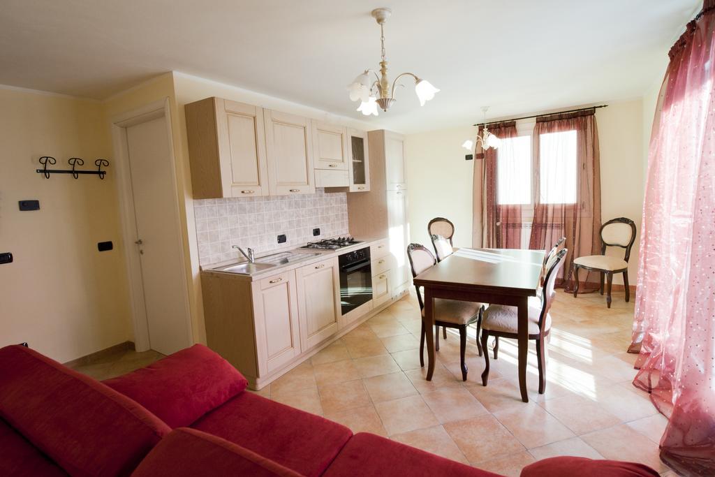 Vezza dʼOglio Residence La Corte חדר תמונה